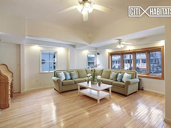 2nd image of 250 Beach 118th St