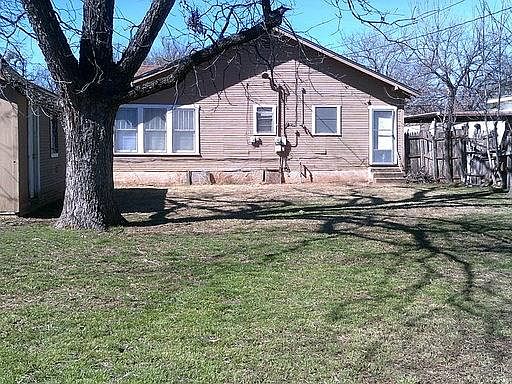 3rd image of 1273 Jeanette St