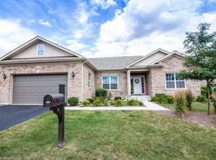 535 Madison Ln, Elgin, IL 60123