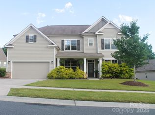 858 Oak Manor Dr SE, Concord, NC 28025