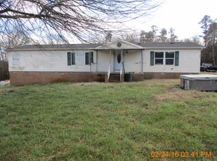 927 Della Ln, Newton, NC 28658