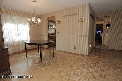 3rd image of 3261 Canyon Pl
