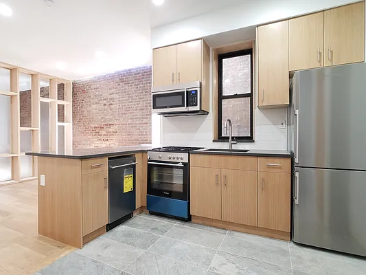 Rented by Brighton Management | media 4