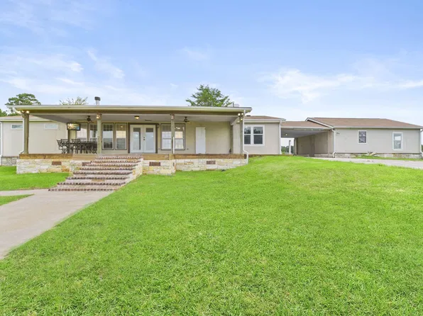 319 S Skains Chapel Rd, Trinity, TX 75862