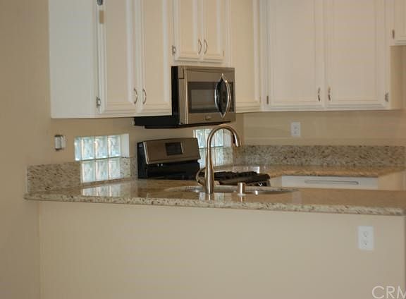 3rd image of 931 La Palma Cir