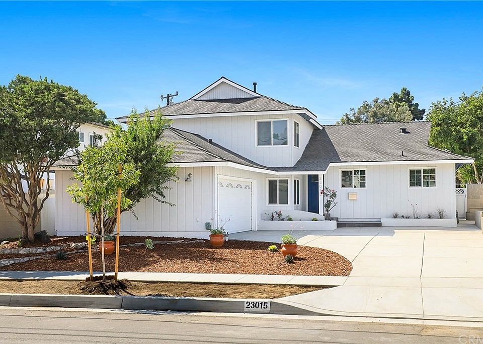 1st image of 23015 Ocean Ave