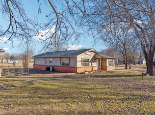 461 Ramona St, Ramona, OK 74061