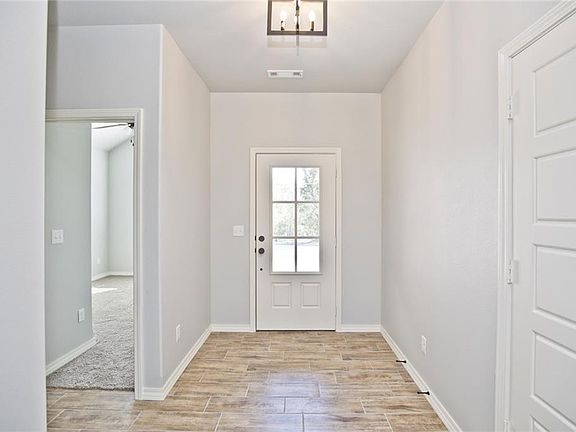 2nd image of 2762 S Olive Ct