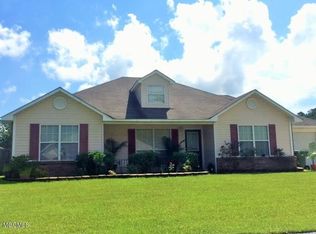 3261 Stonegate Cir, Gautier, MS 39553