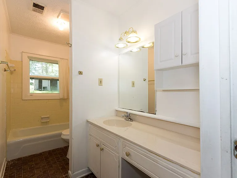 3720 Sunny Hill Dr — Photo 8