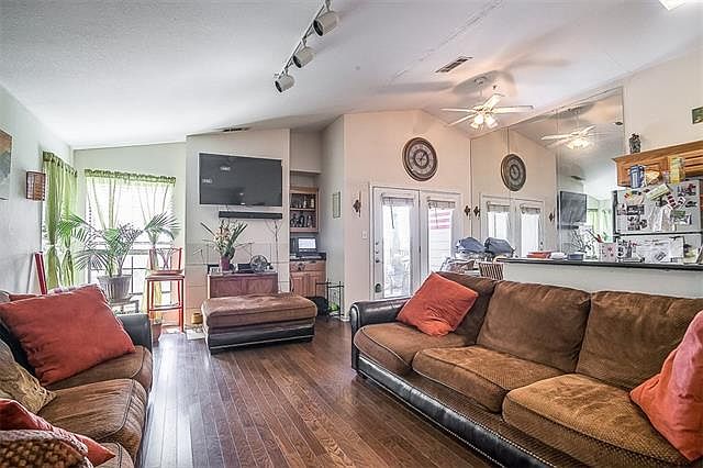 1st image of 5905 Lake Hubbard Pkwy APT 253
