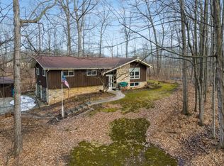 332 Glenview Ln, Grafton, WI 53024