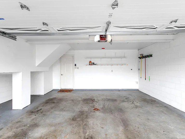 3014 Estate Dr — Photo 17