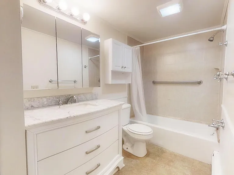 521 Smithfield Rd #206 — Photo 6