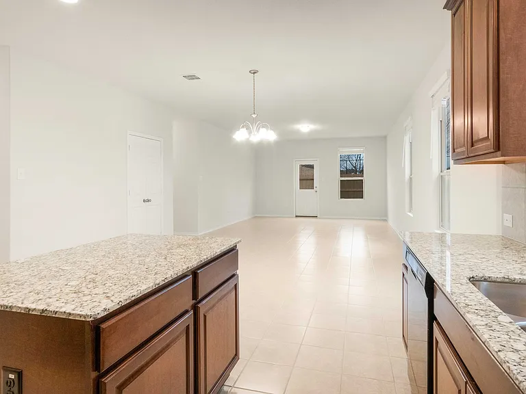 208 Kildeer Pass — Photo 26