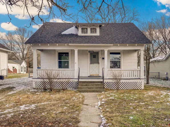 2222 N Douglas Avenue, Springfield, MO 65803
