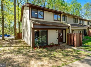 2284 White Cornus Ln, Reston, VA 20191