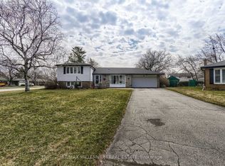 1 Cunningham Ct, Brampton, ON L6T 2S5