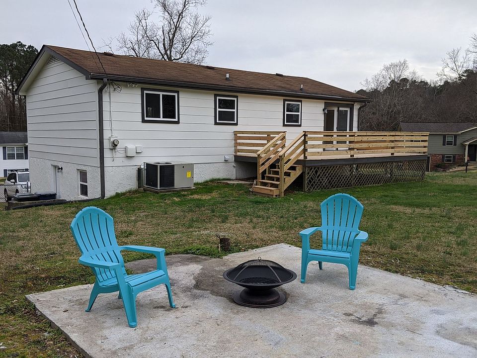 1st image of 6211 Canoe Ln