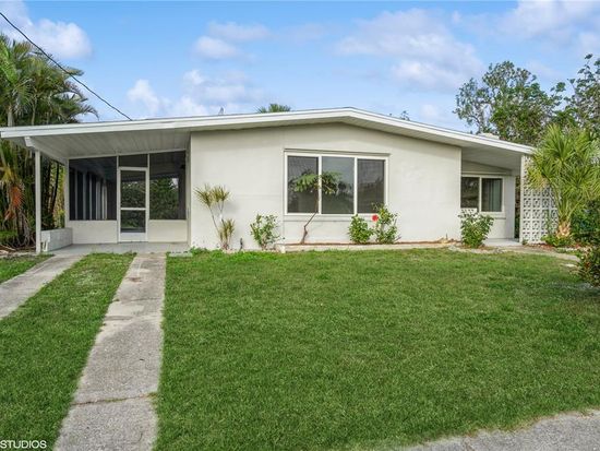 3213 Normandy Dr, Pt Charlotte, FL 33952