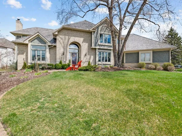 10532 Misty Morning Ln, Eden Prairie, MN 55347