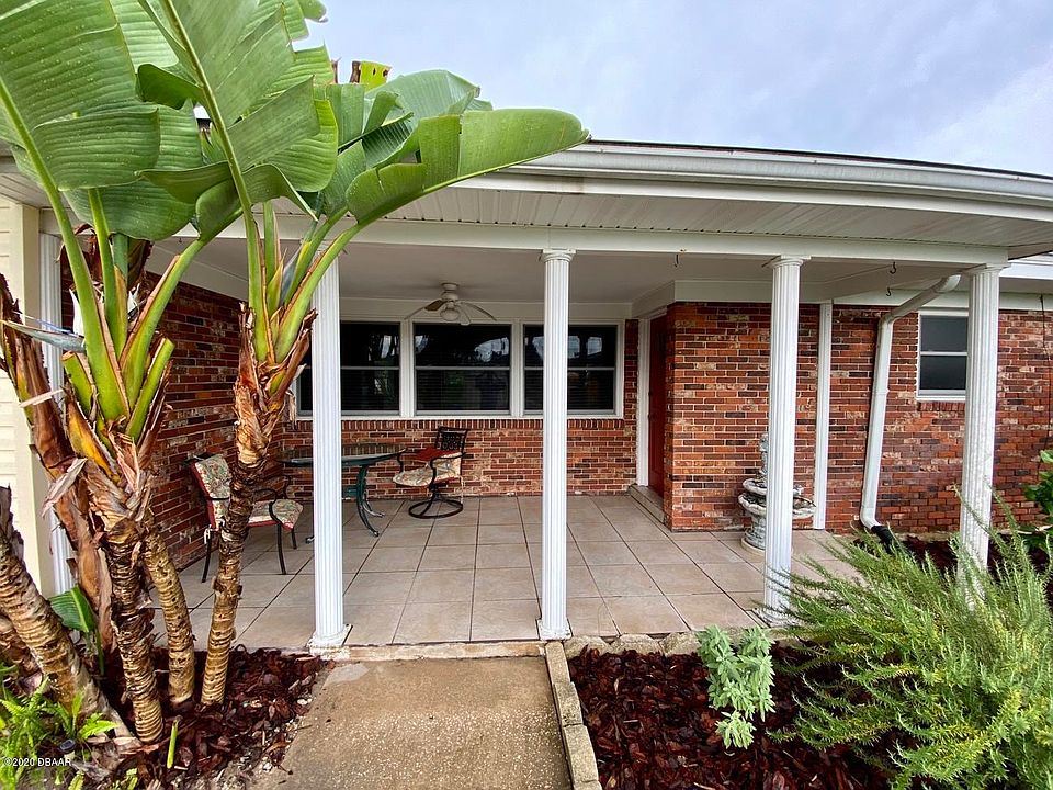 1st image of 723 Luna Dr
