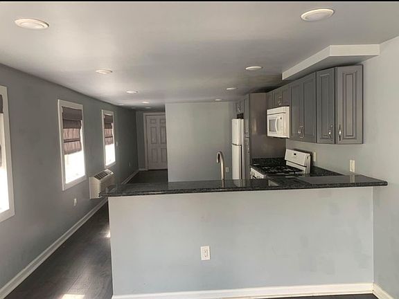 5th image of 4234 S Roman St