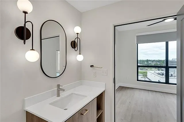 3100 Lake Villas Dr — Photo 14