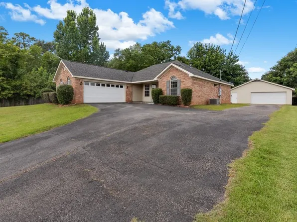 5084 Langston Ct, Mobile, AL 36619