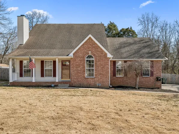 420 Christian Dr, White House, TN 37188