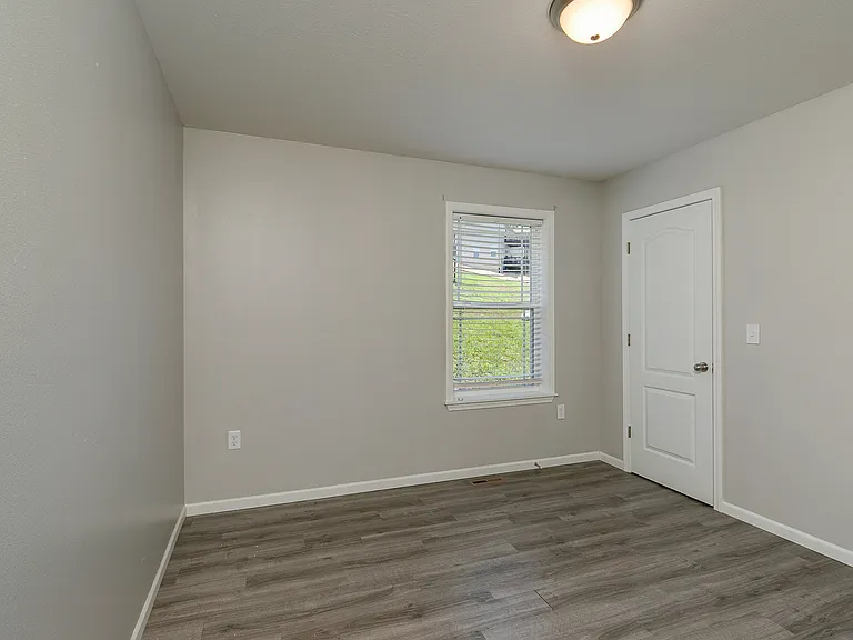 116 Whispering Meadows Pkwy — Photo 14