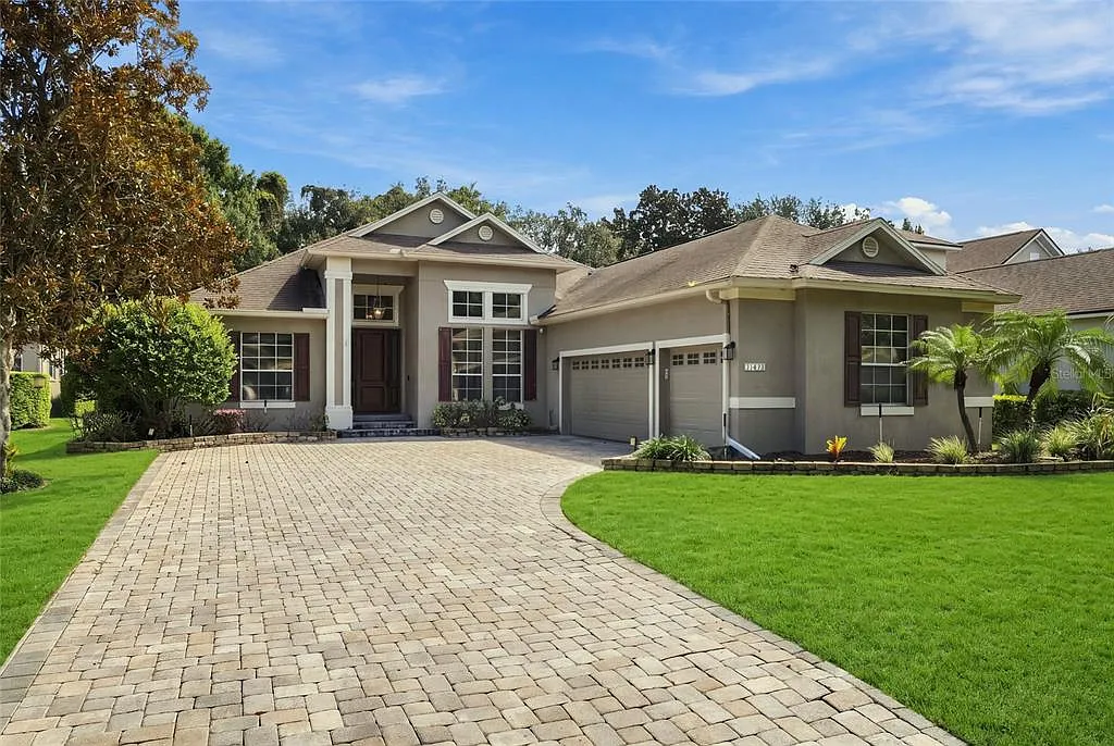 3 bed, 3.0 bath, 2317 sqft, $6,500 — Photo 1