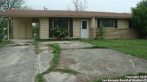 1st image of 131 Pleasant Valley Dr
