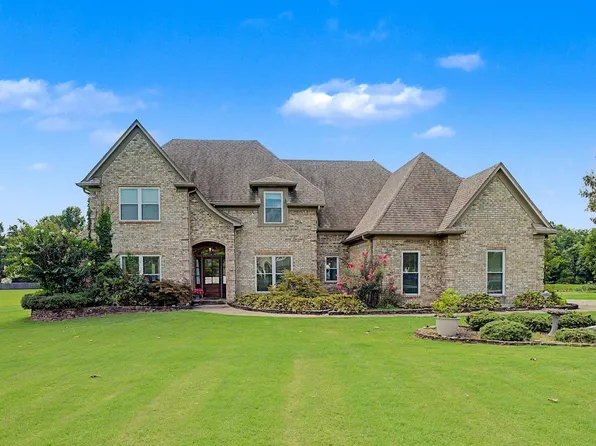 475 Crooked Creek Dr, Oakland, TN 38060