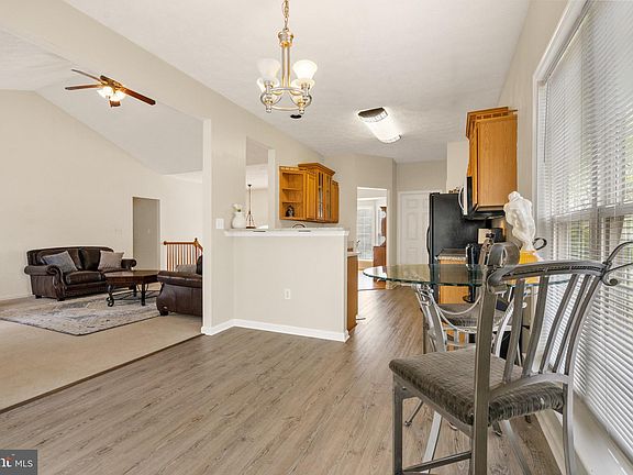 3rd image of 3600 Alberta Dr