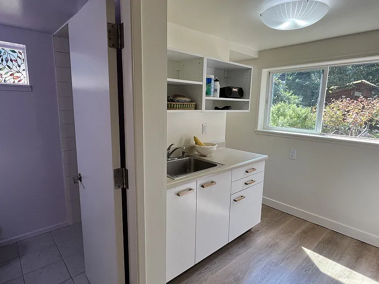 10417 8th Ave NE #B — Photo 11