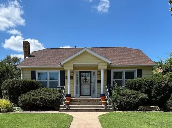 1124 Marsh Ave, Kinsley, KS 67547