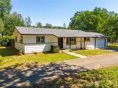 210 Branstetter Ln, Redding, CA, 96001