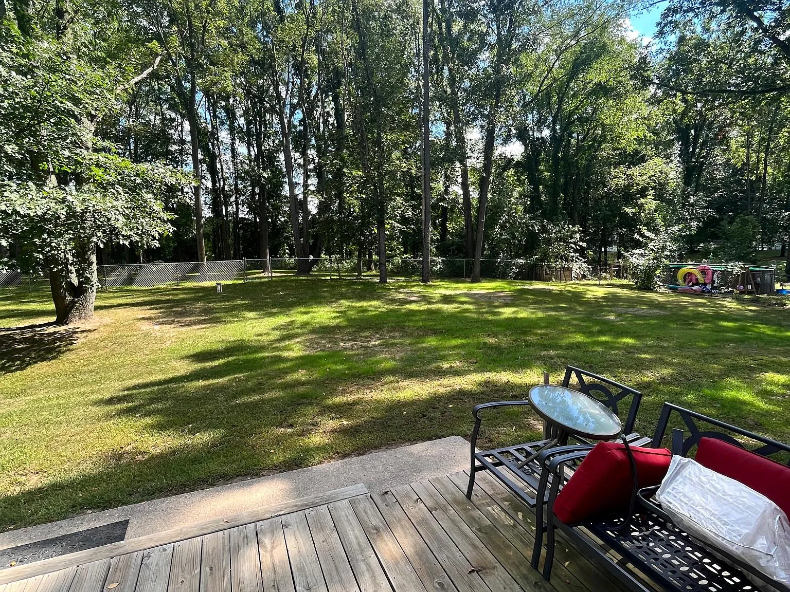 120 Demaris Ln — Photo 3