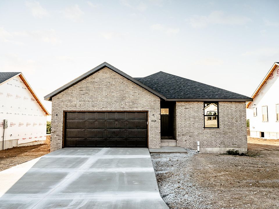 1st image of 1008 Fenli Avenue