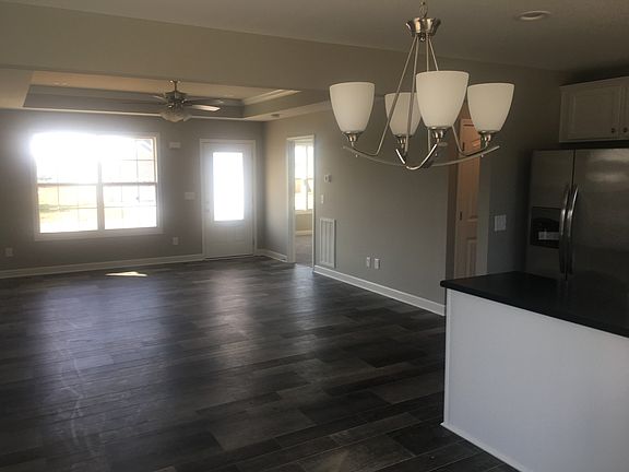 4th image of 338 Heatherwood Dr