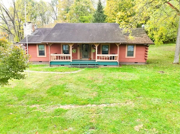 18466 Governor G C Peery Hwy, Pounding Mill, VA 24637