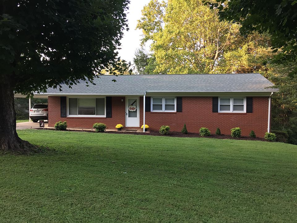 1st image of 1021 Prestwood Dr SE