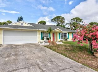 128 Friar Ct, Sebastian, FL 32958