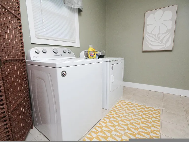 191 Sherbrooke Dr — Photo 18