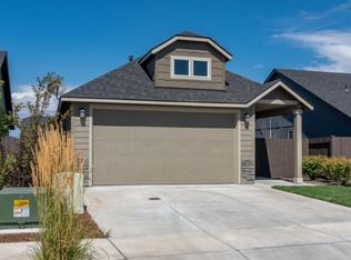 2459 NW Jackpine Ln, Redmond, OR 97756