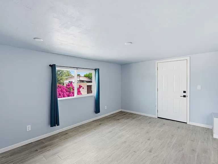 3455 S Magda Ave — Photo 12