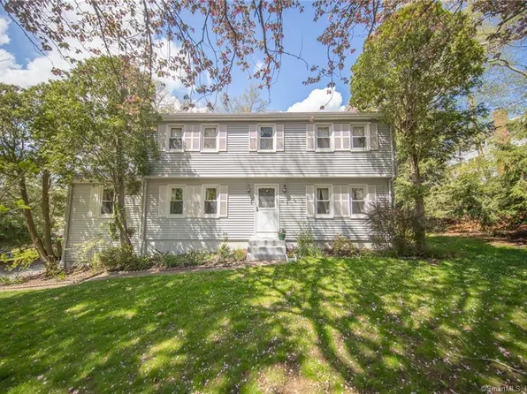 36 Greentree Drive, Waterford, CT 06385