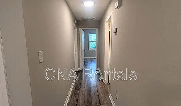 838 Wilson Cir — Photo 9