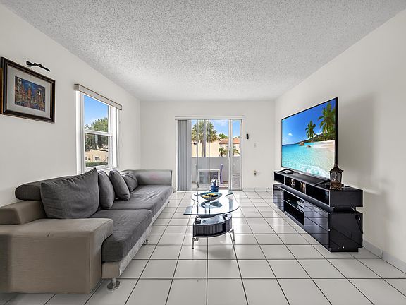 3rd image of 6507 Winfield Boulevard #211ac